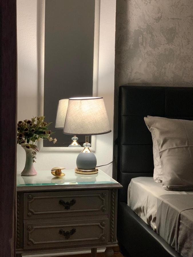 2 Bedrooms Apartment Center Of Athens 4 Min Subway المظهر الخارجي الصورة